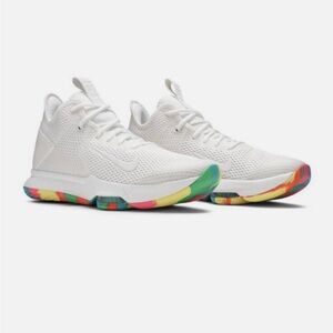 Size 8 - Nike LeBron Witness 4 White Multi Camo